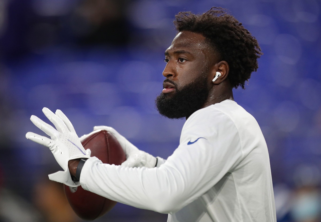 Indianapolis Colts wide receiver Parris Campbell (1) warms up before the team's game against the Baltimore Ravens on Monday, Oct. 11, 2021, at M&T Bank Stadium in Baltimore.

Indianapolis Colts At Baltimore Ravens At M T Bank Stadium In Baltimore Maryland Monday Night Football Oct 11 2021