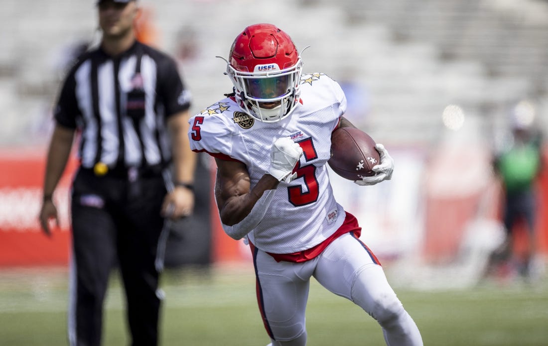May 7, 2022; Birmingham, AL, USA; New Jersey Generals wide receiver KaVontae Turpin (5) runs the ball for a touchdown against the Pittsburgh Maulers during the first half at Protective Stadium. Mandatory Credit: Vasha Hunt-USA TODAY Sports