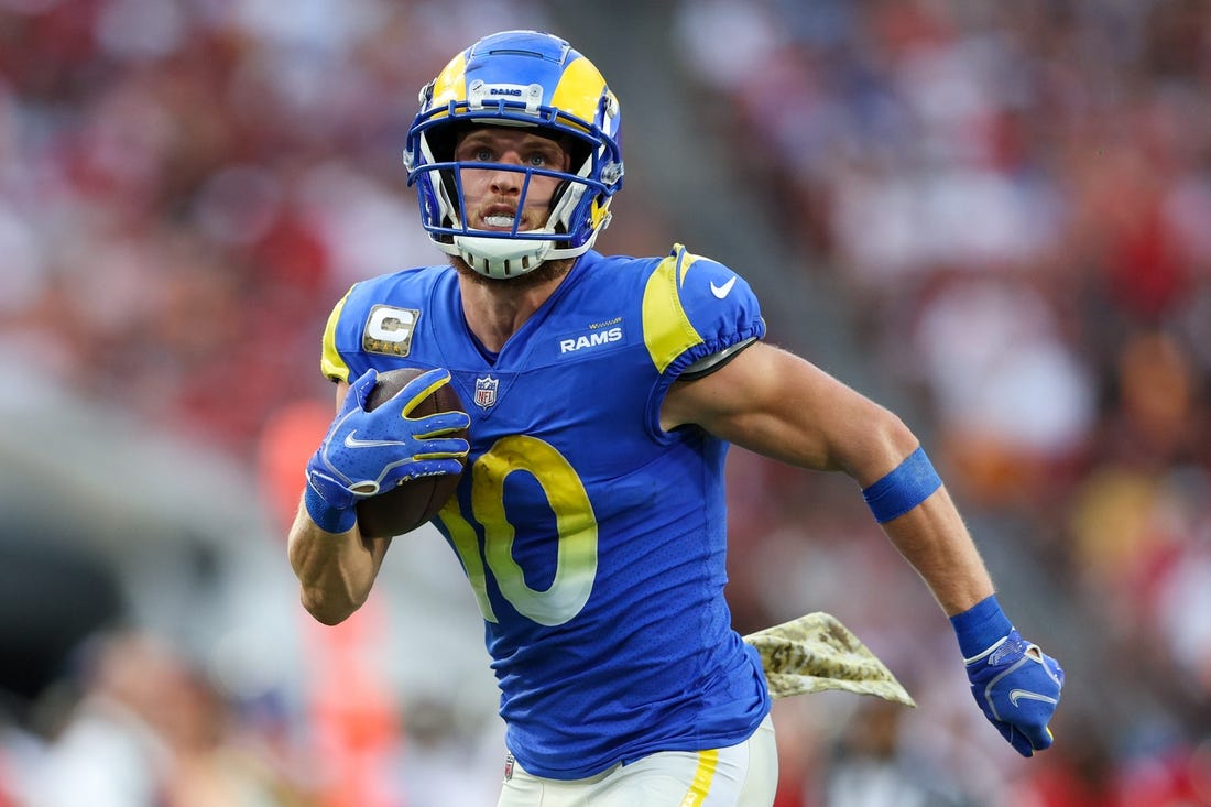 Nov 6, 2022; Tampa, Florida, USA;  Los Angeles Rams wide receiver Cooper Kupp (10) runs for a touchdown against the Tampa Bay Buccaneers in the second quarter at Raymond James Stadium. Mandatory Credit: Nathan Ray Seebeck-USA TODAY Sports