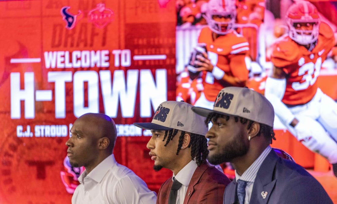 Apr 28, 2023; Houston, TX, USA; Fromm left to right head coach DeMeco Ryans and CJ Stroud (left), second overall pick in the 2023 NFL Draft, and Texans linebacker Will Anderson Jr., third overall pick in the 2023 NFL Draft, answer questions at a press conference at NRG Stadium. Mandatory Credit: Thomas Shea-USA TODAY Sports